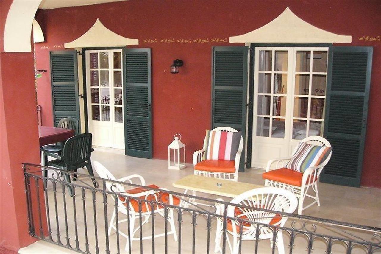Teressa Apartments Dasziá Kültér fotó